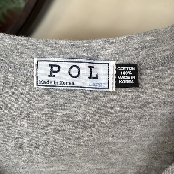 NWOT POL Gray V-Neck Short Sleeved T-Shirt Colorful Eagle Aztec Graphic Cotton - Picture 7 of 12